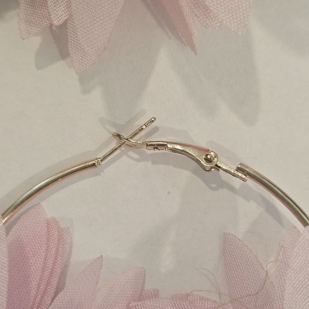 NEW Pink Gold Floral Hoop Earrings Preppy Avant Garde Coquette Girl Girlhoodcore - Picture 3 of 6